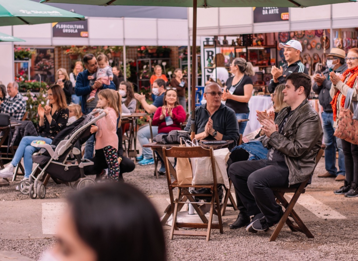 Primeiro final de semana da Nova Expo encanta pblico pela novidade e diversidade nos palcos