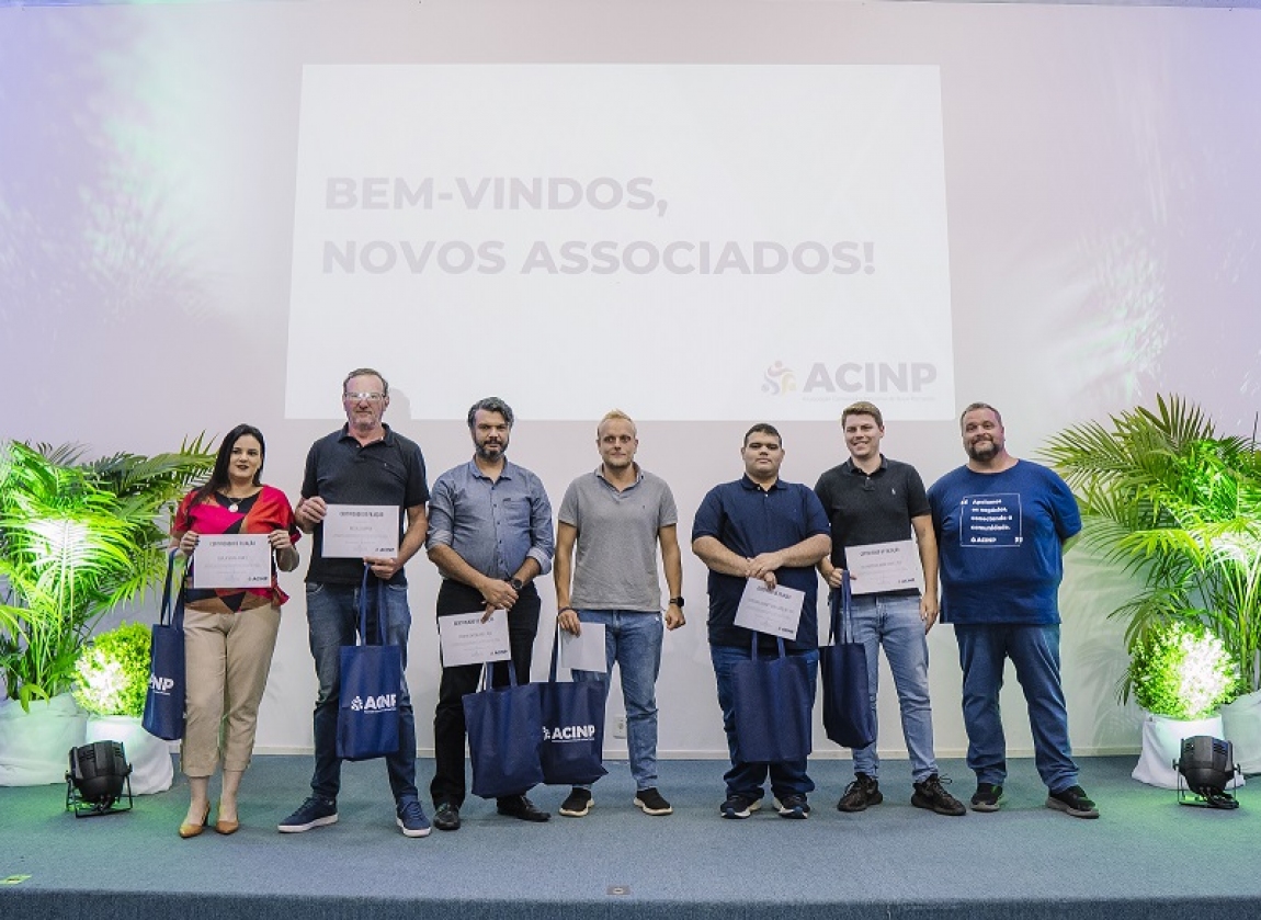 ACINP apresenta seus novos associados em noite de Assembleia Geral Ordinria